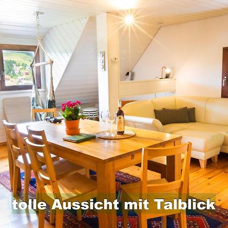 Wohlfuehl-Ferienwohnung 80 Qm, 8 Personen, Aussicht & Heimkino Todtnau Esterno foto