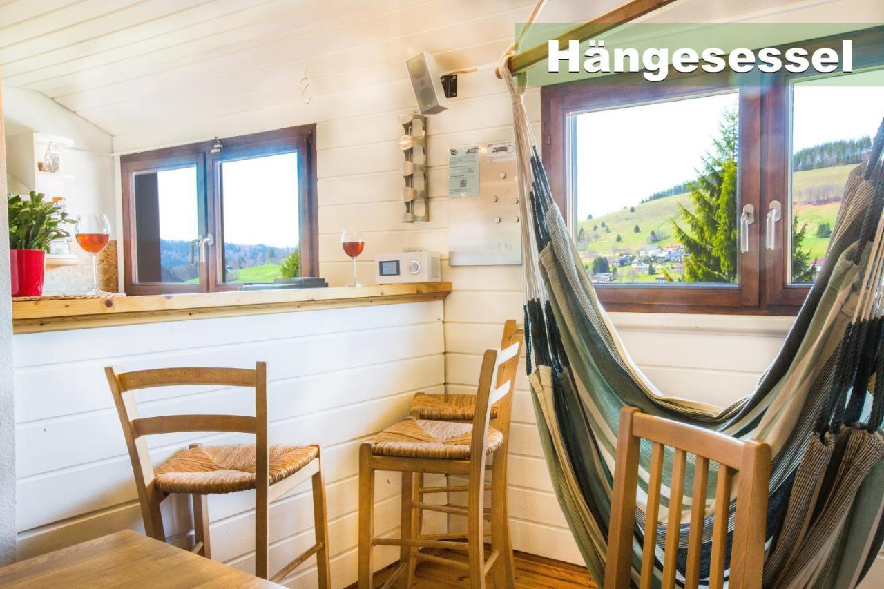 Wohlfuehl-Ferienwohnung 80 Qm, 8 Personen, Aussicht & Heimkino Todtnau Esterno foto